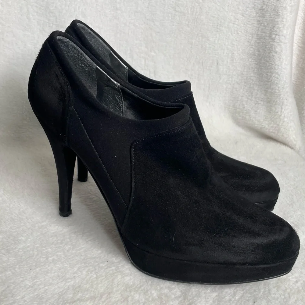 Stuart‎ Weitzman Hold Me Black Suede Platform Stiletto Ankle Bootie Size 6.5 M